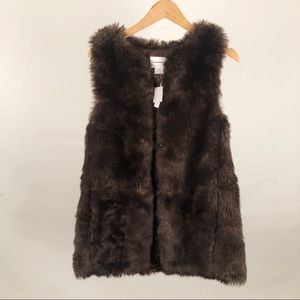 Club Monaco Brown Faux fur vest with tags XS